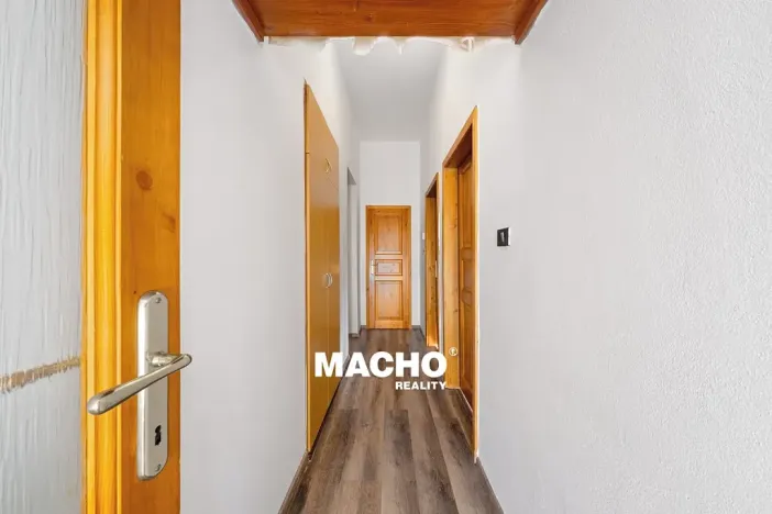 Pronájem bytu 3+kk, Praha - Vršovice, Černomořská, 70 m2