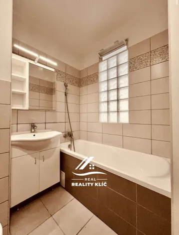 Prodej bytu 1+1, Ostrava, Garážní, 40 m2