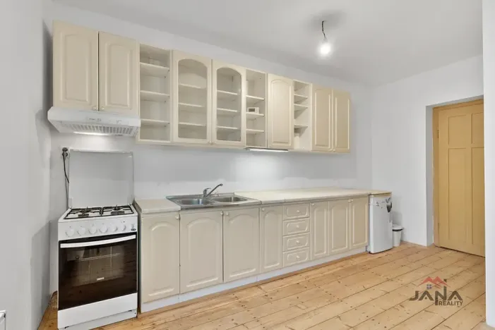 Prodej rodinného domu, Turnov, Nádražní, 254 m2