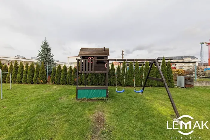 Prodej bytu 3+1, Velká Bystřice, Nádražní I, 68 m2