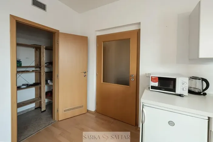 Pronájem bytu 2+kk, Praha - Košíře, Pod Klamovkou, 39 m2