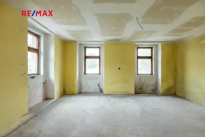 Prodej vícegeneračního domu, Koleč, 404 m2