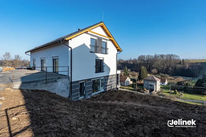 Prodej bytu 4+kk, Čistá, 99 m2