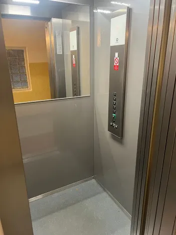 Pronájem kanceláře, Praha - Vinohrady, 40 m2