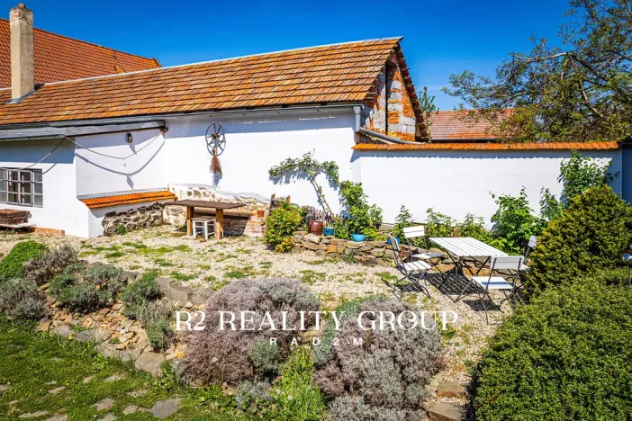 Pronájem rodinného domu, Skalka, 446 m2