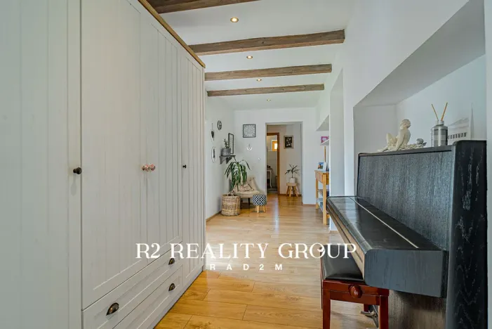 Pronájem rodinného domu, Skalka, 446 m2