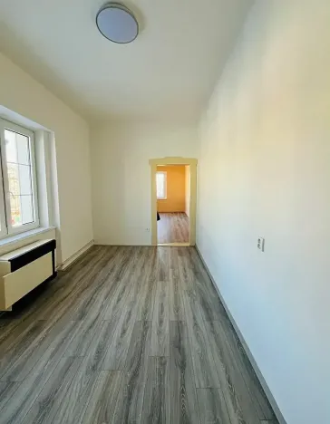 Pronájem bytu 2+kk, Praha - Vysočany, Pod pekárnami, 45 m2