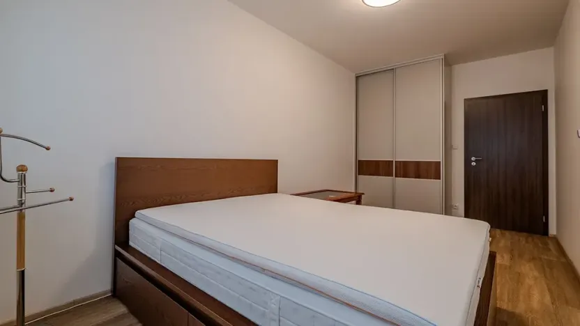 Prodej bytu 2+kk, Praha - Dolní Měcholupy, Honzíkova, 54 m2