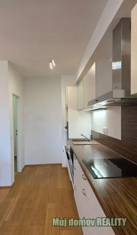 Pronájem bytu 3+kk, Praha - Černý Most, Marešova, 85 m2