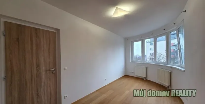 Pronájem bytu 3+kk, Praha - Černý Most, Marešova, 85 m2