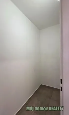 Pronájem bytu 3+kk, Praha - Černý Most, Marešova, 85 m2