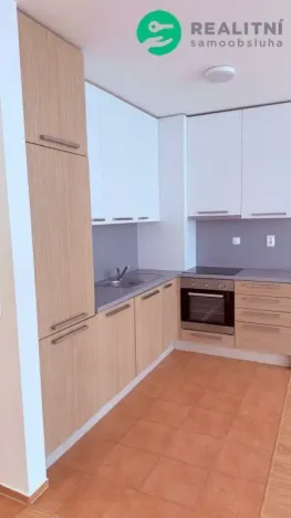 Prodej bytu 2+kk, Zlín, Dřevnická, 66 m2