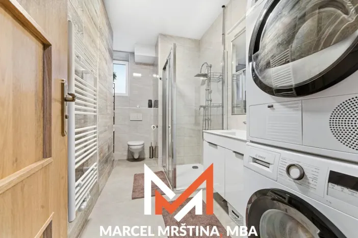 Prodej bytu 2+kk, Náchod, Ruská, 52 m2