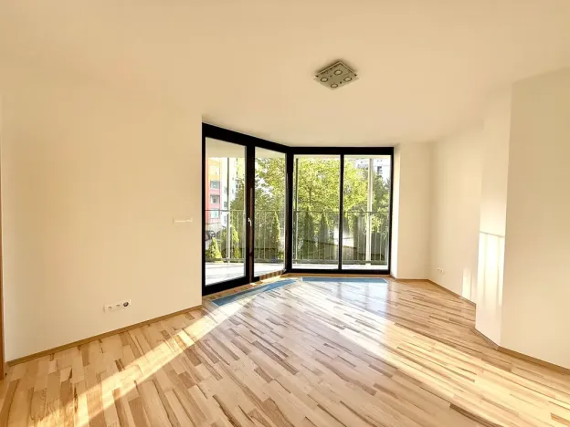 Prodej bytu 2+kk, Praha - Žižkov, Ke kapslovně, 58 m2