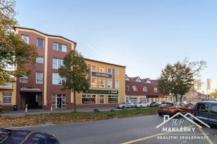 Pronájem obchodního prostoru, Kolín, Ovčárecká, 135 m2