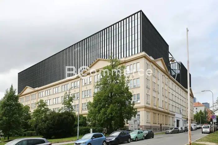 Pronájem kanceláře, Brno, 351 m2