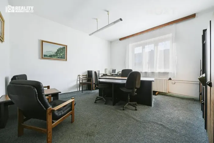 Prodej výrobních prostor, Hlubočany, 800 m2