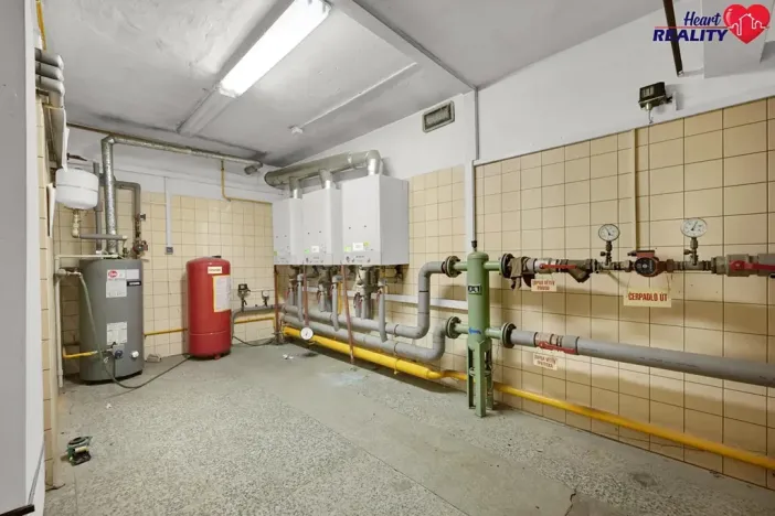 Prodej obchodního prostoru, Vítkov, Komenského, 1480 m2