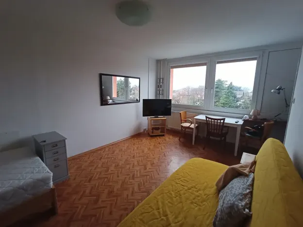 Pronájem bytu 1+kk, Praha - Modřany, Lysinská, 30 m2