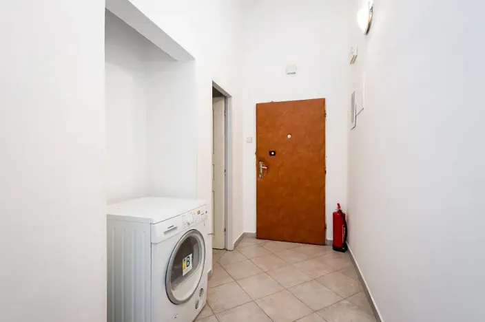 Pronájem bytu 1+kk, Praha - Žižkov, Vlkova, 25 m2