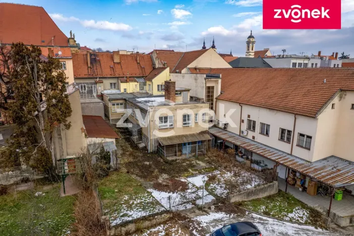 Prodej obchodního prostoru, Uherský Brod, 700 m2
