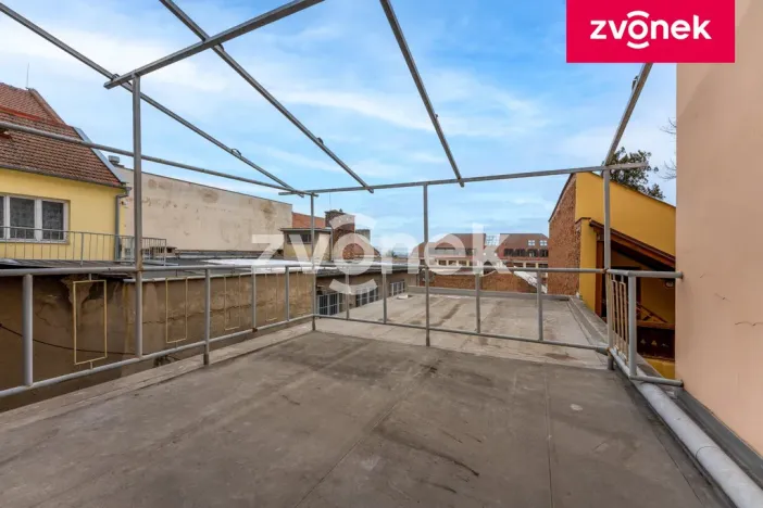 Prodej obchodního prostoru, Uherský Brod, 700 m2