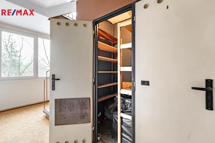 Prodej bytu 3+kk, Praha - Prosek, Jablonecká, 75 m2