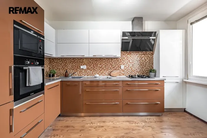 Prodej bytu 3+kk, Praha - Prosek, Jablonecká, 75 m2