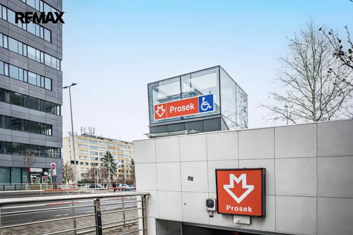 Prodej bytu 3+kk, Praha - Prosek, Jablonecká, 75 m2