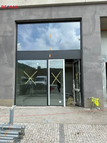 Pronájem obchodního prostoru, Praha - Smíchov, Šiklové, 110 m2