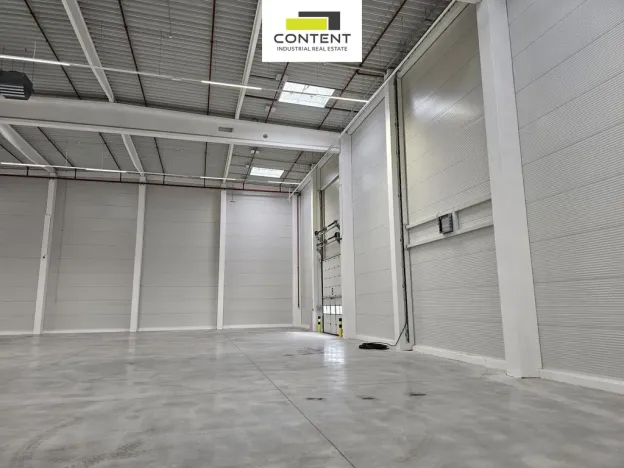 Pronájem skladu, Ostrava - Vítkovice, 2600 m2