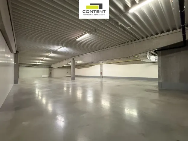 Pronájem skladu, Praha - Horní Počernice, K Bílému vrchu, 2455 m2