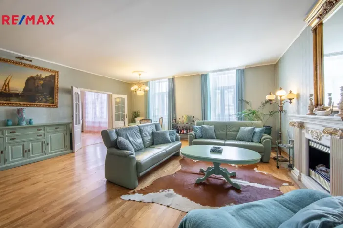 Prodej bytu 3+1, Karlovy Vary, Koptova, 122 m2