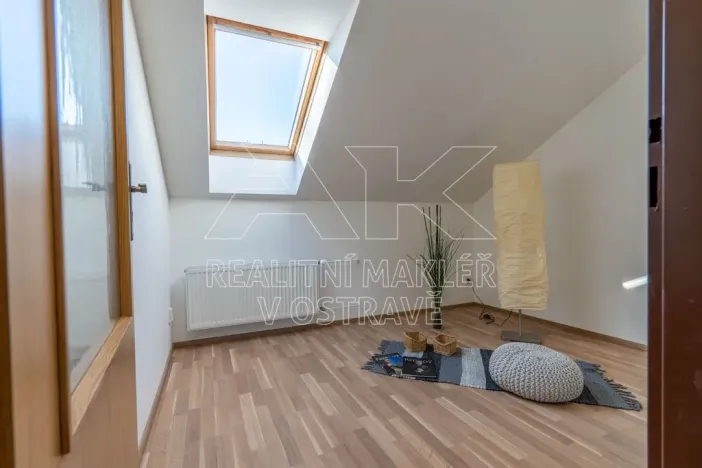 Pronájem bytu 2+kk, Ostrava - Moravská Ostrava, Jílová, 54 m2