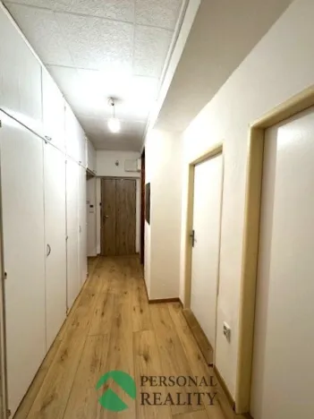 Pronájem bytu 3+1, Praha - Braník, Věkova, 83 m2