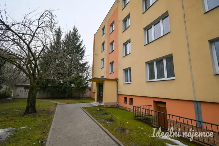 Pronájem bytu 2+1, Brno, Lomená, 52 m2