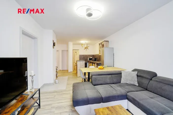 Prodej bytu 4+kk, Vochov, 78 m2