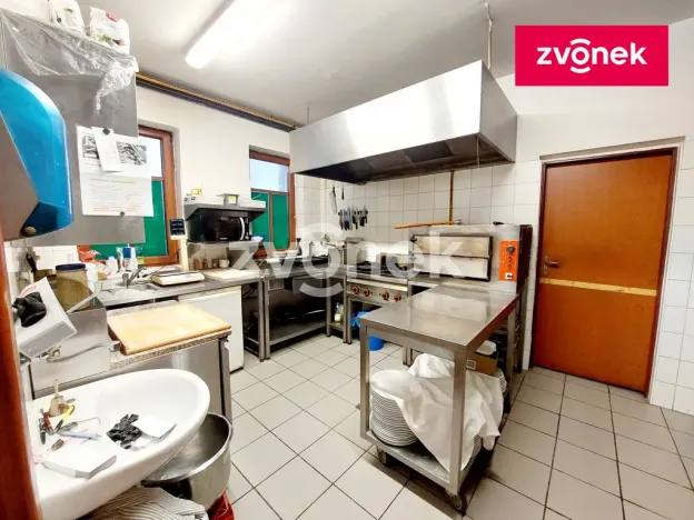 Pronájem restaurace, Vlčnov, 500 m2