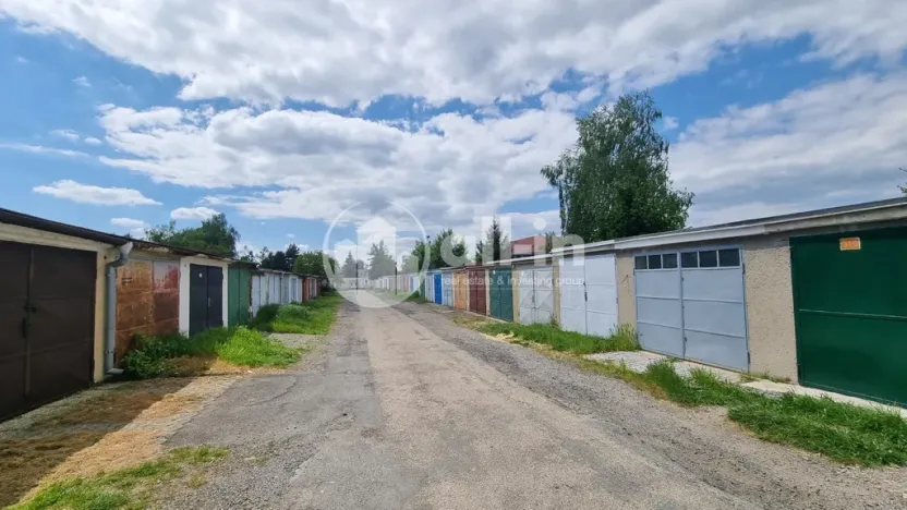 Prodej garáže, Vyškov - Vyškov-Předměstí, Sochorova, 18 m2