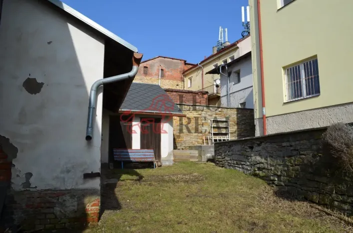 Prodej historického objektu, Česká Skalice, Husovo náměstí, 467 m2