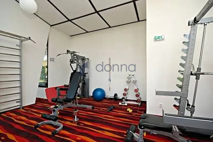 Pronájem bytu 2+kk, Praha, Molákova, 42 m2