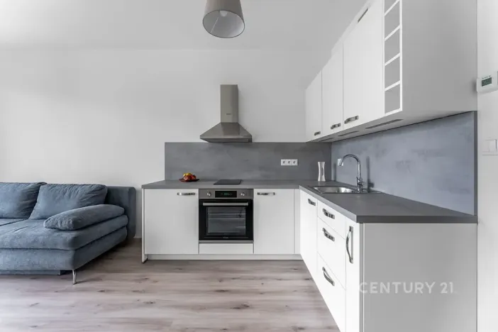 Pronájem bytu 1+kk, Praha - Třebonice, K metru, 28 m2