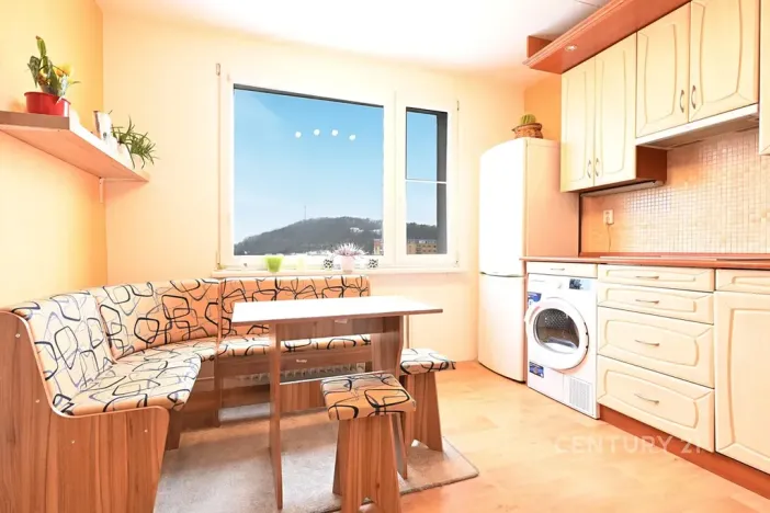 Pronájem bytu 2+1, Bílina, Sídliště Za Chlumem, 35 m2