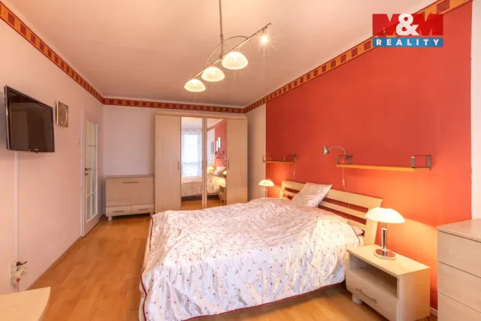 Prodej atypického bytu, Teplice - Trnovany, 83 m2