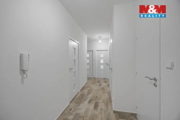 Pronájem bytu 3+1, Hradec Králové - Třebeš, Pod Strání, 77 m2