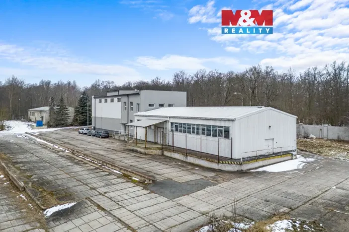 Pronájem výrobních prostor, Libušín, Důl Max, 768 m2