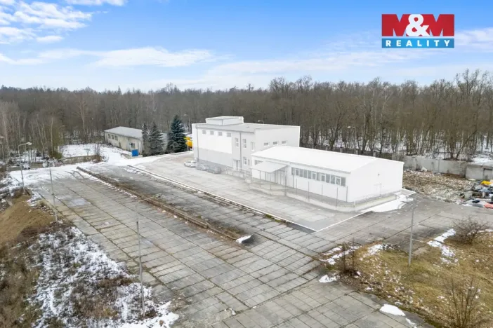 Pronájem výrobních prostor, Libušín, Důl Max, 768 m2