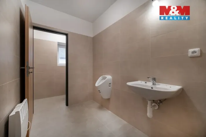 Pronájem skladu, Cerekvice nad Loučnou - Pekla, 794 m2