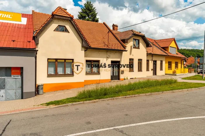 Pronájem bytu 1+1, Vizovice, Palackého Nám., 45 m2