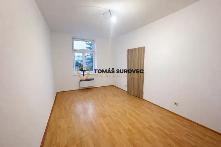 Pronájem bytu 1+1, Vizovice, Palackého Nám., 45 m2